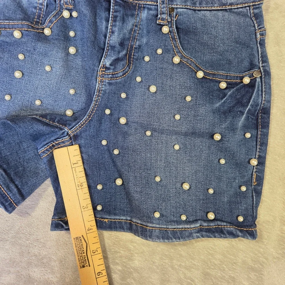 Earl Jean Women Dark Wash Pearl Embellished Denim Shorts Size 0 Mid Rise Stretch